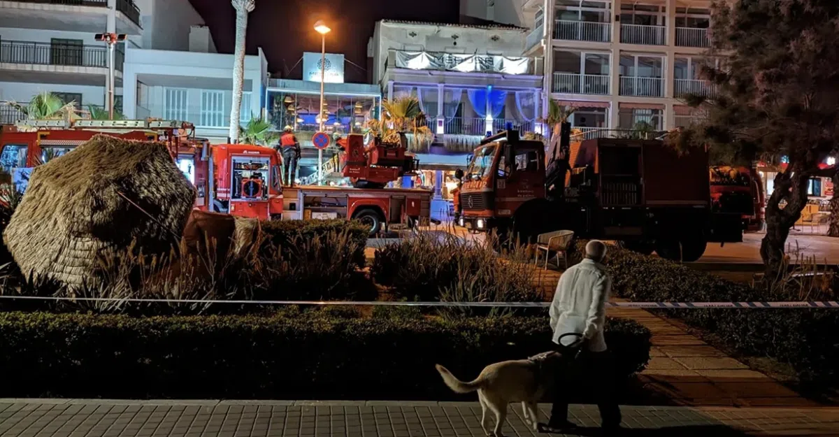Четыре человека погибли при обрушении бара на Майорке