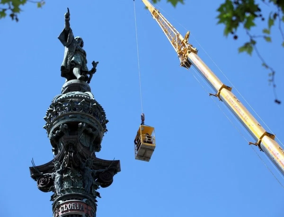 В Барселоне открылась смотровая площадка на памятнике Колумбу