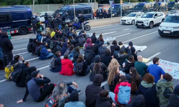 В Каталонии продолжаются протесты
