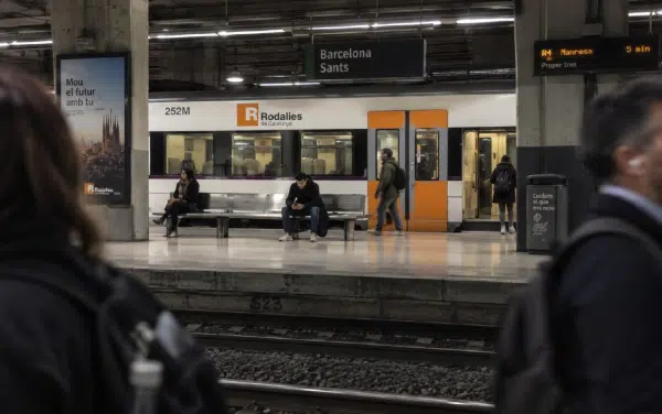 Школы Барселоны открылись, но парки и часть Rodalies пока не работают