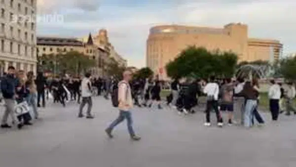 В центре Барселоны полиция разогнала молодёжную акцию протеста